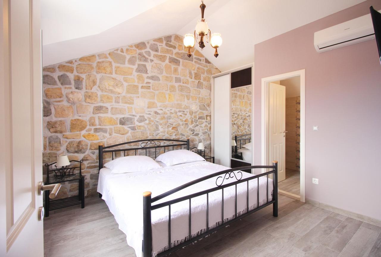 Villa Filipetti Makarska Esterno foto